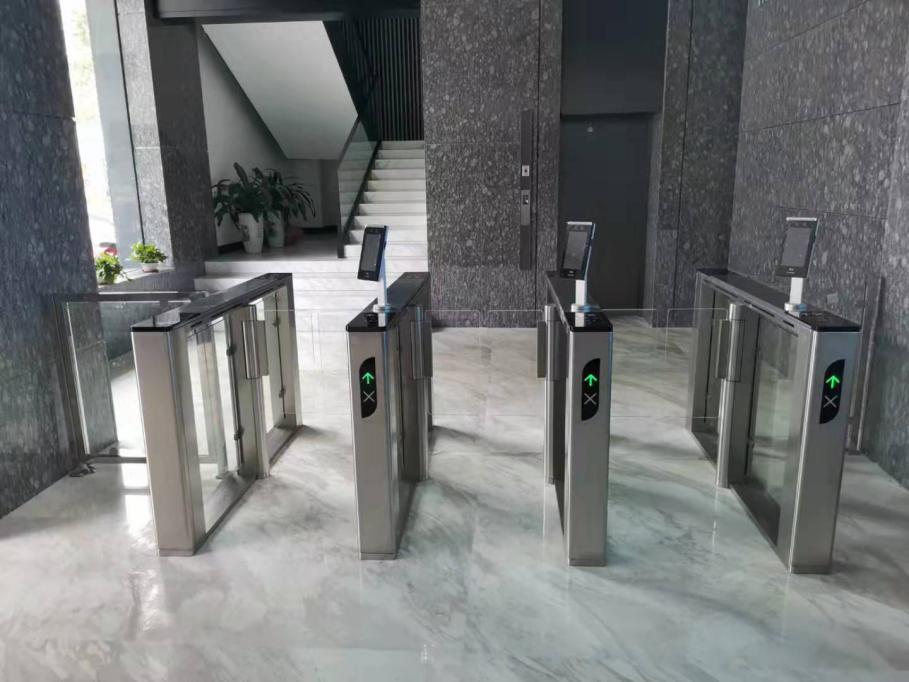 Hong Kong ZOJE Intelligent Technology ti presenta il sistema di riconoscimento facciale del cancello