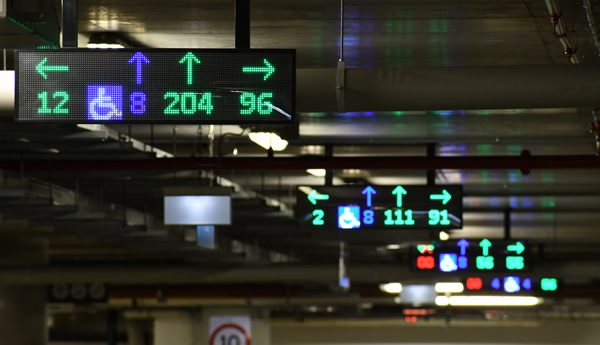 Cos'è il sistema di ricerca inversa del veicolo?