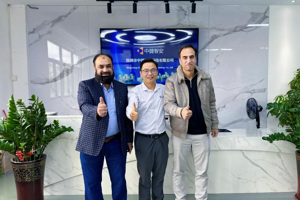 ZOJE dà il benvenuto ai partner pakistani per scambi commerciali approfonditi e visite tecniche