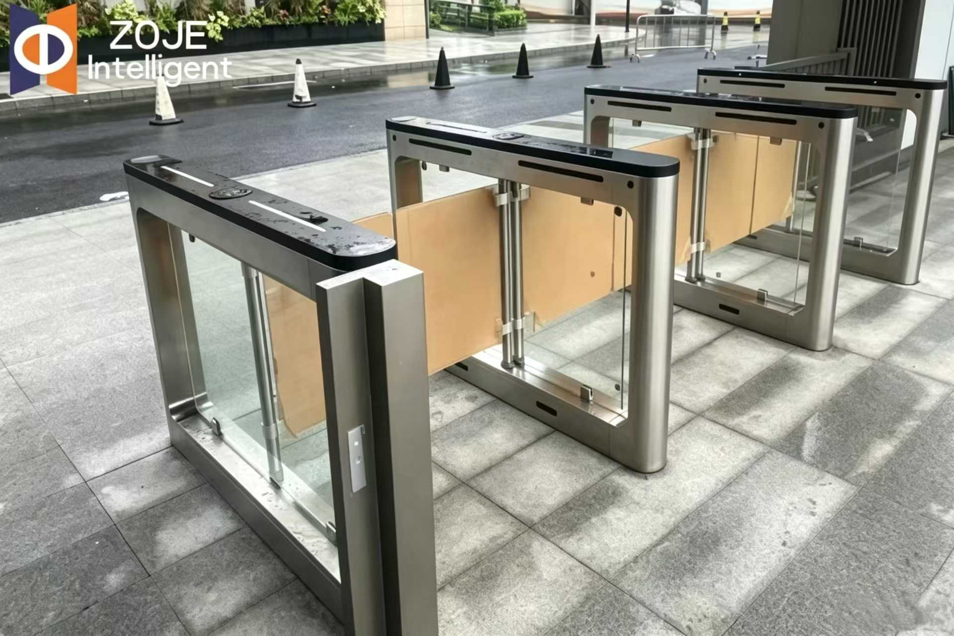 Velocità, silenzio e durata: cosa cercare in uno speed gate